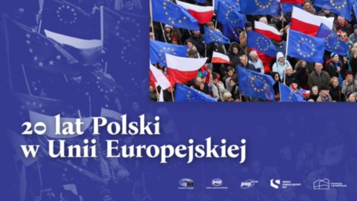 adijas628's tweet photo. Ja zostaję w Unii Europejskiej 🇪🇺 bo ja kocham Unię Europejską, kocham jej wartości, kocham życie w zjednoczonej, wolnej i demokratycznej Europie a #PiStoRosja może się szybciutko oddalić na wschód jak im się Unia Europejska nie podoba. Nikt tu na siłę nie trzyma!✌️✌️✌️
#PLinEU https://t.co/hLjVpxRx29
