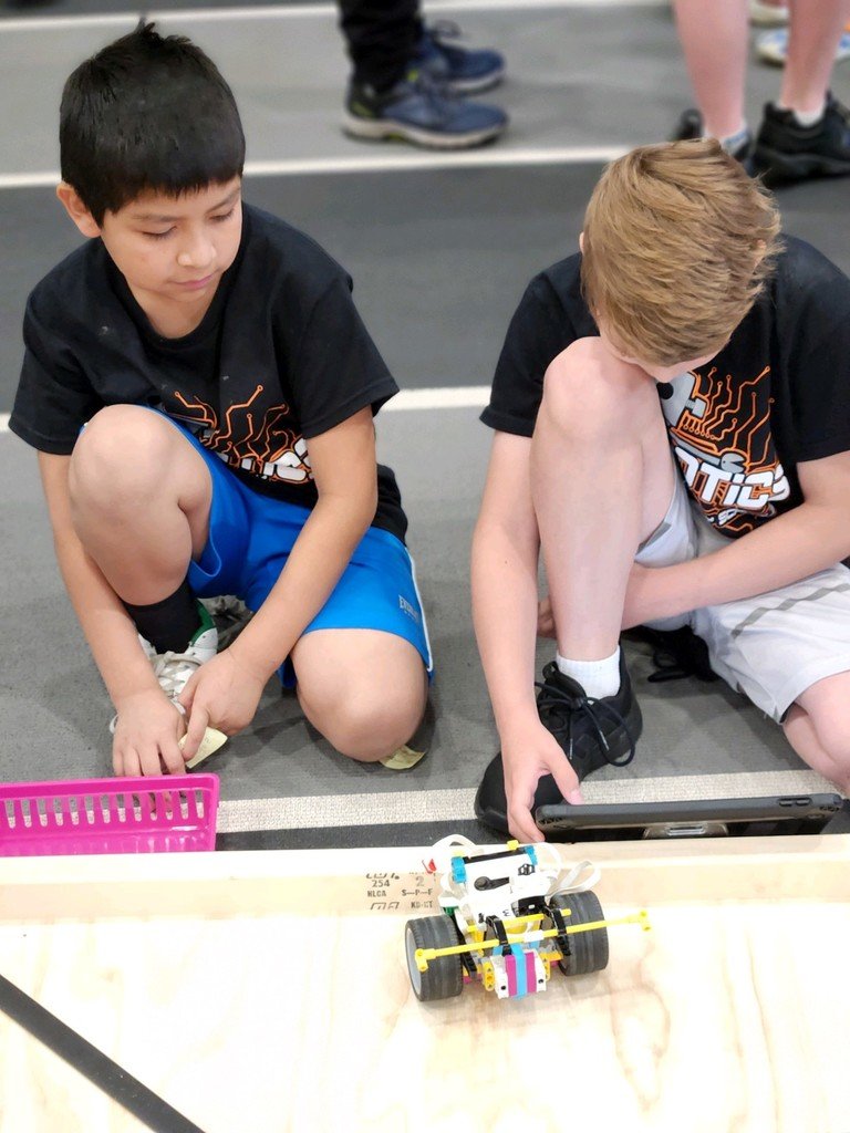 So proud of the Claypool Robotics Team! They did a great job at the Showcase today!!  It was awesome to see all of their hard work pay off!! #ExperienceWCS