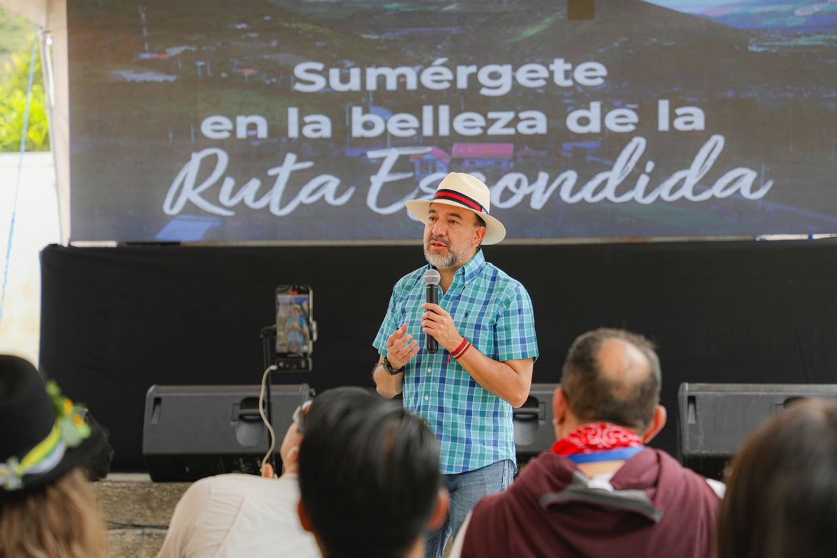 🌳 #QuitoRural | Suscripción del convenio entre el GAD de Perucho y @EPMQuitoTurismo, para la implementación del Punto de Información Turística que permitirá fortalecer los procesos de desarrollo turístico de la Ruta Escondida. #QuitoRenace