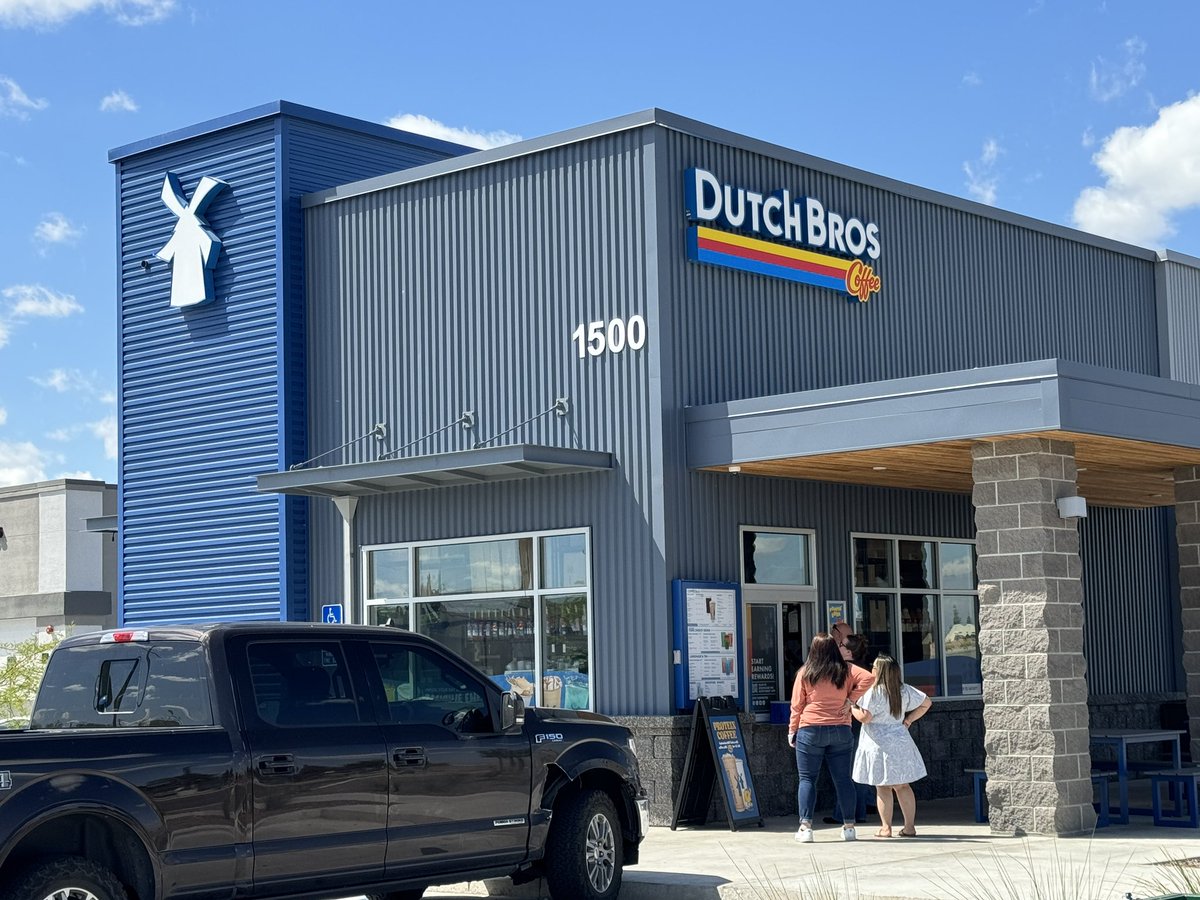 Duaeno's tweet photo. Let’s see what the all the hype is about in Wasco, CA. #DutchBros https://t.co/h0RLgtrabf