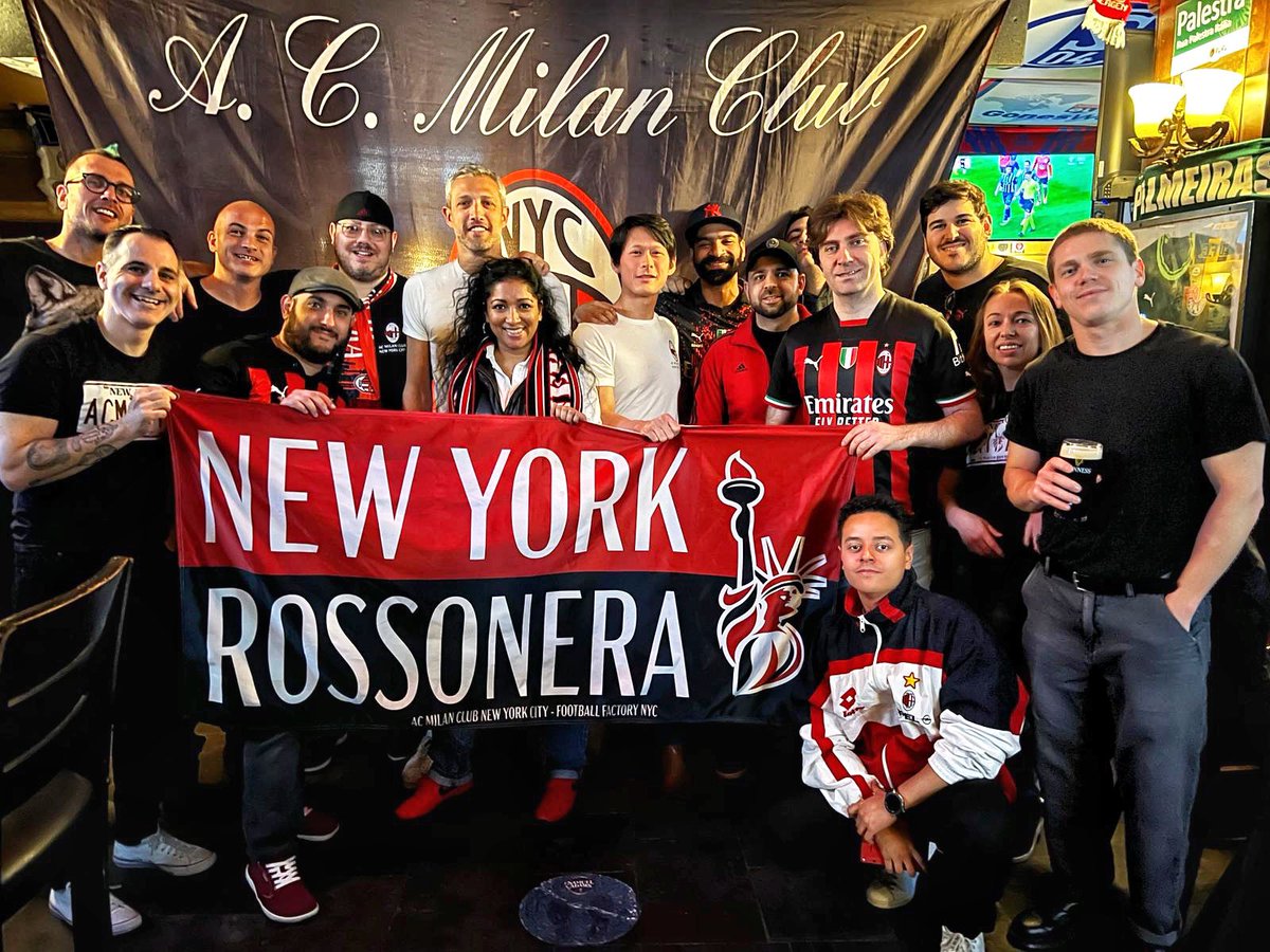 ACMilanNYC's tweet photo. Partita che rispecchia un’intera stagione: Opaca e deludente. Alla fine rimaniamo solo #NOI - i tifosi. Grazie a tutti - thank you all for coming! 🔴⚫️🗽 #forzamilan @FFactoryNY https://t.co/H4nZuDwJLn
