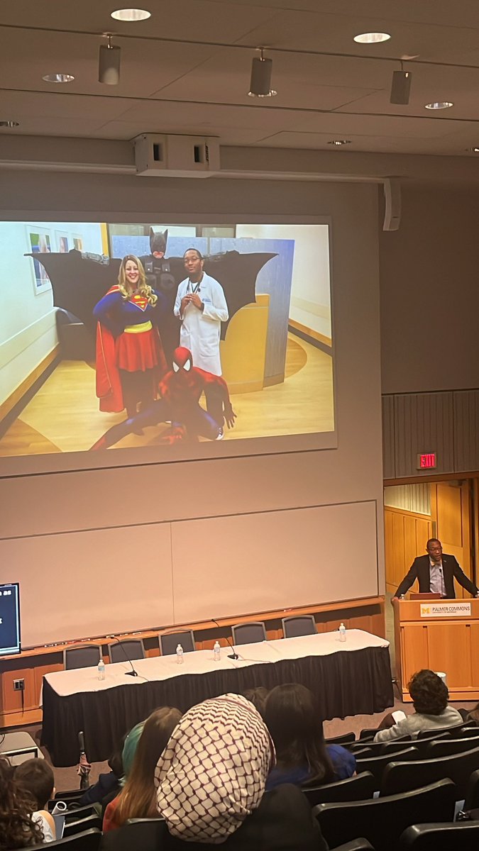 DiMConference's tweet photo. Dr. Ray Bignall bringing down the house in our final session about Trailblazers!

Thank you @DrRayMD - you are a star 🤩🤩 https://t.co/fpsAjMWICp