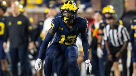 The expectation is that former Michigan cornerback DJ Waller is going to transfer to Kentucky, sources tell @247Sports. The 6-foot-3 Waller was in contention for a starting job at Michigan before entering the transfer portal. 247sports.com/college/kentuc…