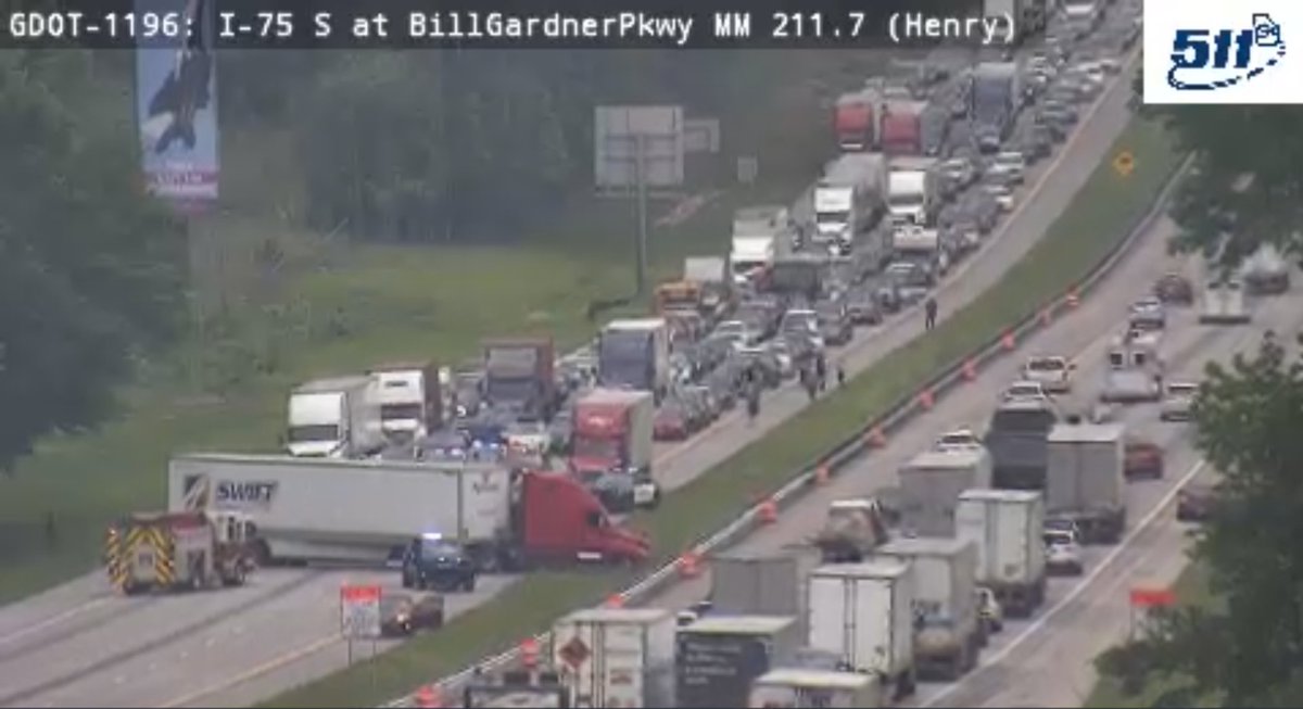 RED ALERT: Henry Co: Crash on I-75/nb near Bill Gardner Parkway (exit 212); delays. Take Hwy 42/23 as an alternate #ATLtraffic