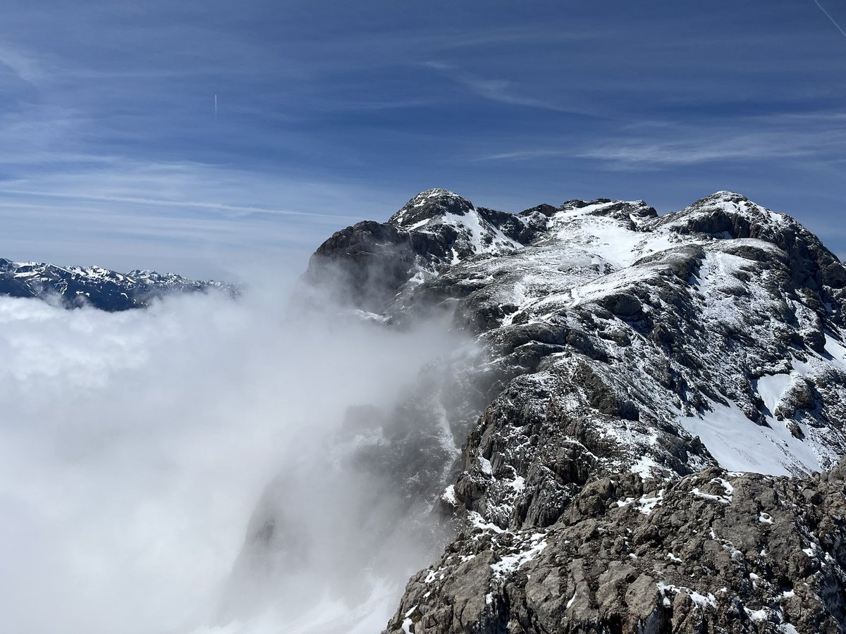 ratherbrunning's tweet image. A week in the Picos! Something different for us but wow we loved this little mountain range. Super quiet trails, fabulous wildlife and amazing views. We’ll be back for sure ⛰️🇪🇸💜 #picosdeeuropa #spain #santander #mountaindays