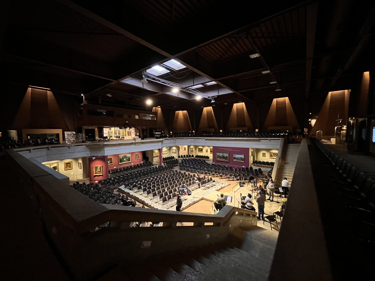 tenorvictor's tweet photo. Mañana a las 17h estaremos aquí, Fundación Pierre Gianadda de Martigny, Suiza, haciendo Folías antiguas con Hesperion XXI, Capella Reial y Tembembe Ensemble #jordisavall @FundacioCIMA rodeados de belleza y arte. #musicaclasica #musicaantigua #concierto #folias #barroco https://t.co/p7vaidUtVt