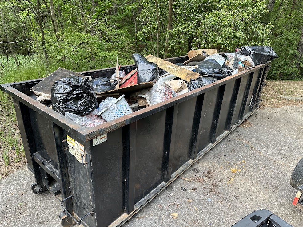 Last week, thanks to volunteers from Willams Blackstock Architects, we were able to remove an entire dumpster's worth of litter from a conservation property in the Five Mile Creek watershed! That's nearly 3 tons of trash! Thank you to this hard-working team.