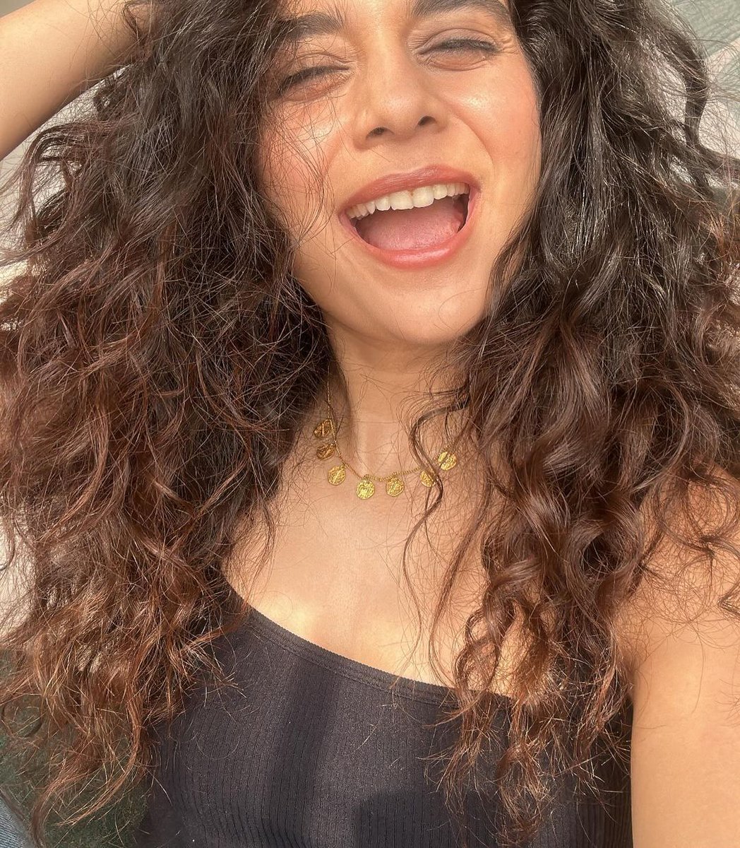 Mithila Palkar 🖤

#MithilaPalkar