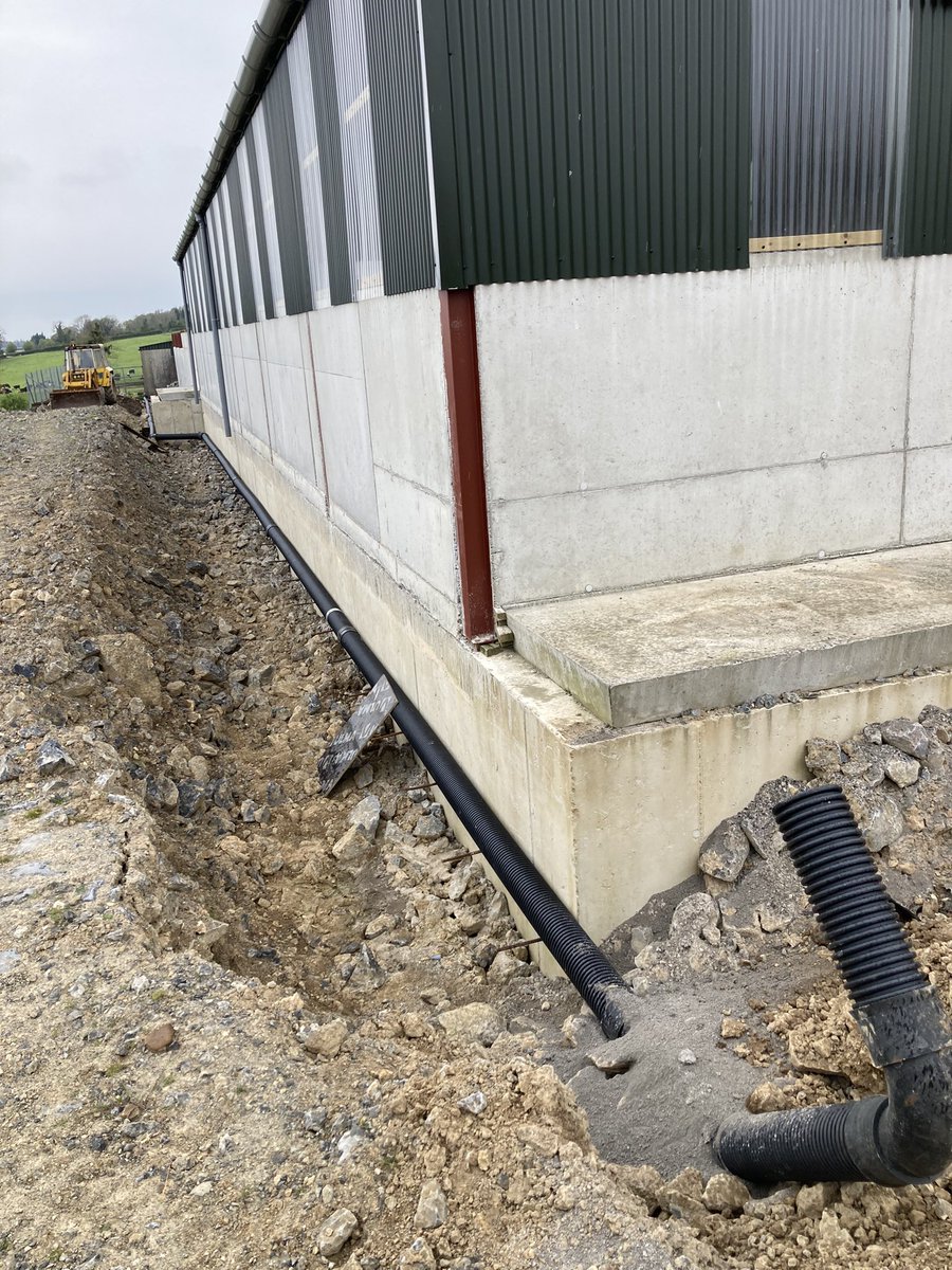 sprinkles785's tweet photo. #job79 continued 🙄…. A heap done but more to do …sure what else would fill our day 😜..#oad https://t.co/xWzUJEK800