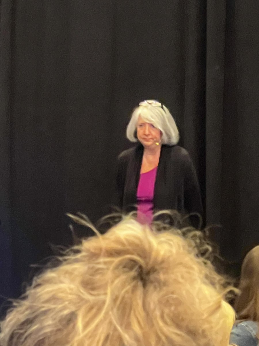 Listening to the great <a href="/HollyLanePhD/">Holly Lane</a> at #Litlearn2024  (<a href="/IDA_Ontario/">IDA Ontario</a> ). Practical and useful advice on how to determine the quality of a “SOR” resource and if it research and evidence based.