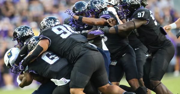 KhyrenHaywood's tweet photo. After a great conversation with @_CoachJmac @AAFrogDC @CoachSonnyDykes I’m honored to receive an offer from @TCUFootball ‼️‼️

@DentonGuyer_FB @ReedHeim @mike_gallegos16 @kylekeese @twftraining @DontonioKeshon @GPowersScout @TheUCReport @adamgorney @dctf @MikeRoach247 @NextLevelD1
@ErikRichardsUSA @EdOBrienCFB 
@AWilliamsUSA @RyanBurnsMN @mannyshow84 @UANextFootball
@TFloss32 @ChadSimmons_ @MaxPreps 
@Jason_Howell @TheSHOWByNXGN @PrepRedzoneTX