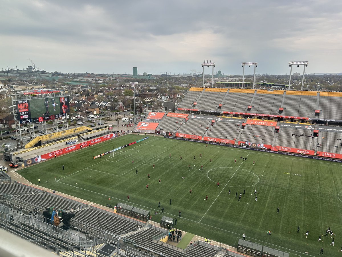 Half an hour away from the whistle we’re here at Tim Hortons Field! 
Will Forge FC make it 3 for 3 to start the season or can Valour come up with the big upset?
@GolazoCanadaTW

#TogetherWeForge | #CanPL
