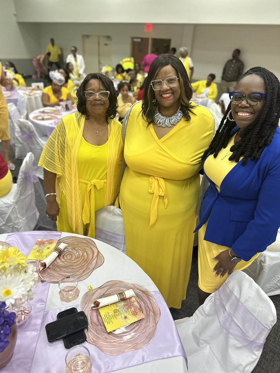 DrCharCovington's tweet photo. It’s a beautiful day to release butterflies. Beyond the Sunshine Mothers’ Day Brunch was epic. 💛🤍💙🤍💛 https://t.co/GlTbGV7Zla