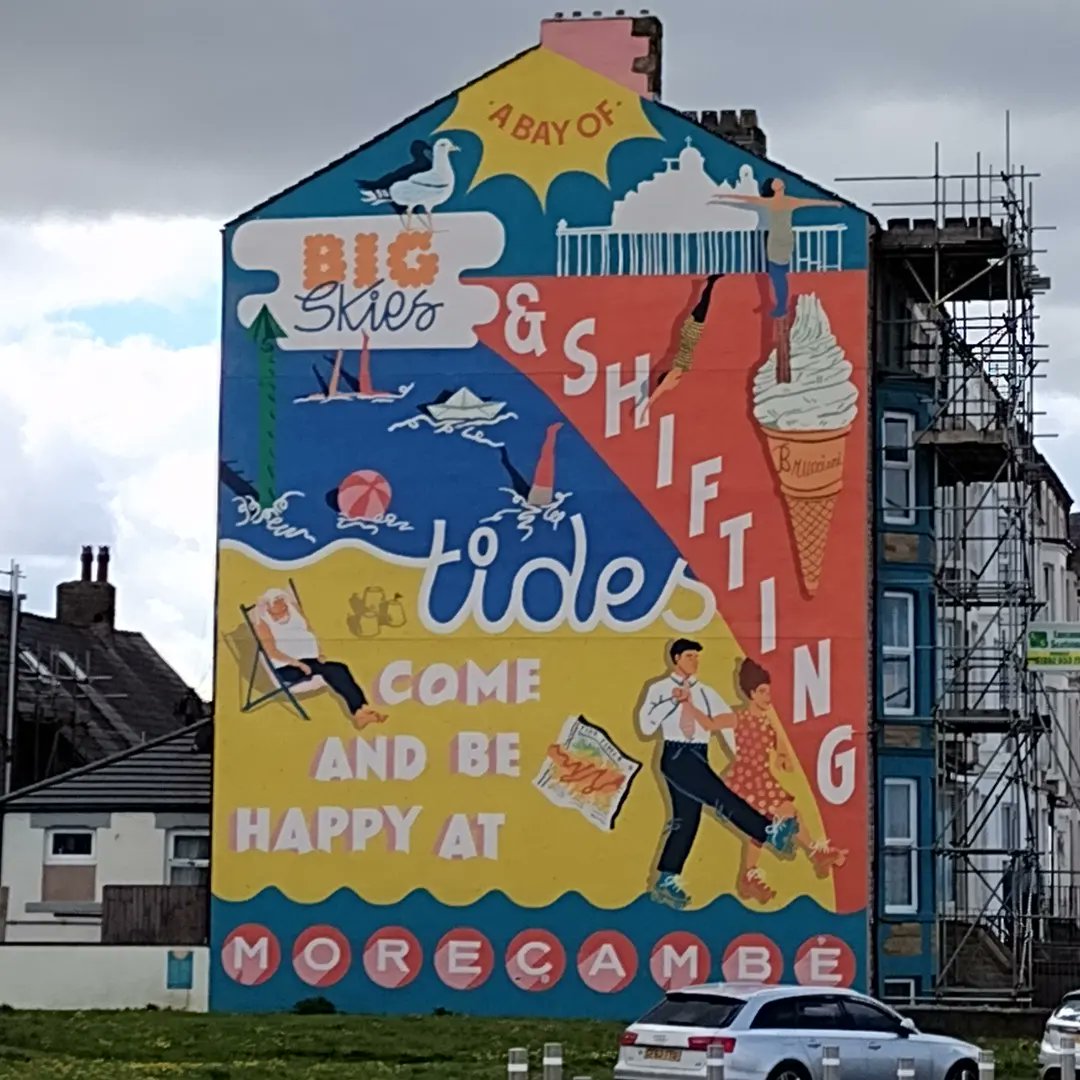 lauralikeswater's tweet image. Six playgrounds, a fairground, multiple beaches, multiple cafes and five miles of flat, smooth, traffic-free asphalt. Best family bike ride in the UK?
#unlikelydestination #morecambebay #heysham #familycycling