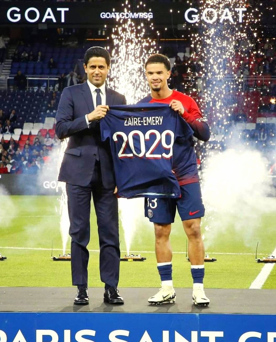 OFFICIAL: WARREN ZAÏRE-EMERY signs long-term deal with PARIS SAINT-GERMAIN until 2029! 📝

Key player for PSG's future, praised by President NASSER AL KHELAIFI 💼

'Thrilled to continue my journey at PSG, a club I've loved since childhood.' 😊🔴🔵
