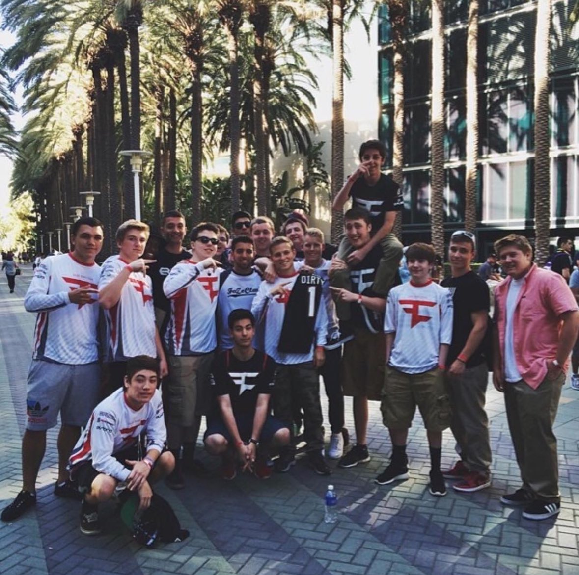 FrazierKay's tweet photo. I wish the best for FaZe… what a throwback these picture are. Great times and great kids. 

If you got kicked today, trust me, you’ll be fine. Probably the best thing that could happen to you. Put one foot in front of the other and don’t let it stop your mission, whatever that is. 

You’ll look back on today and laugh, you’ve all shared core memories together, take it for what it is and don’t dwell. Life carries on.