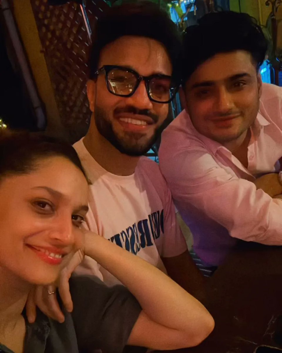 The Besties, The Amrapali Team.❤️🫂🧿 

#AnkitaLokhande #VickyJain #SandeepSingh #Besties #AmrapaliTeam #Amrapali @anky1912 @jainvick @thisissandeeps