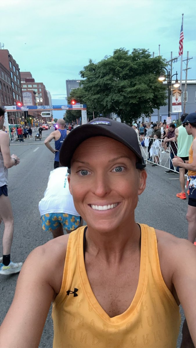 CandaceYoung37's tweet photo. Beautiful Day For THE #DerbyMini !
πππ»ββοΈπͺπ½π«Άπ½π
#kdfminimarathon #kdfmarathon #halfmarathon https://t.co/G6ESy8eXoX