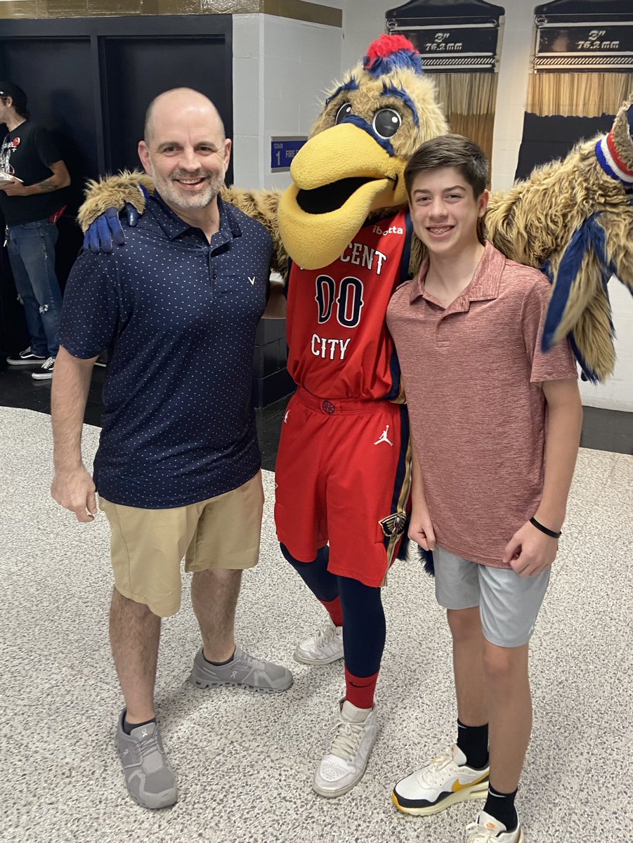 jbradjewell's tweet photo. #pelicansgameday https://t.co/JYJJcaXo63