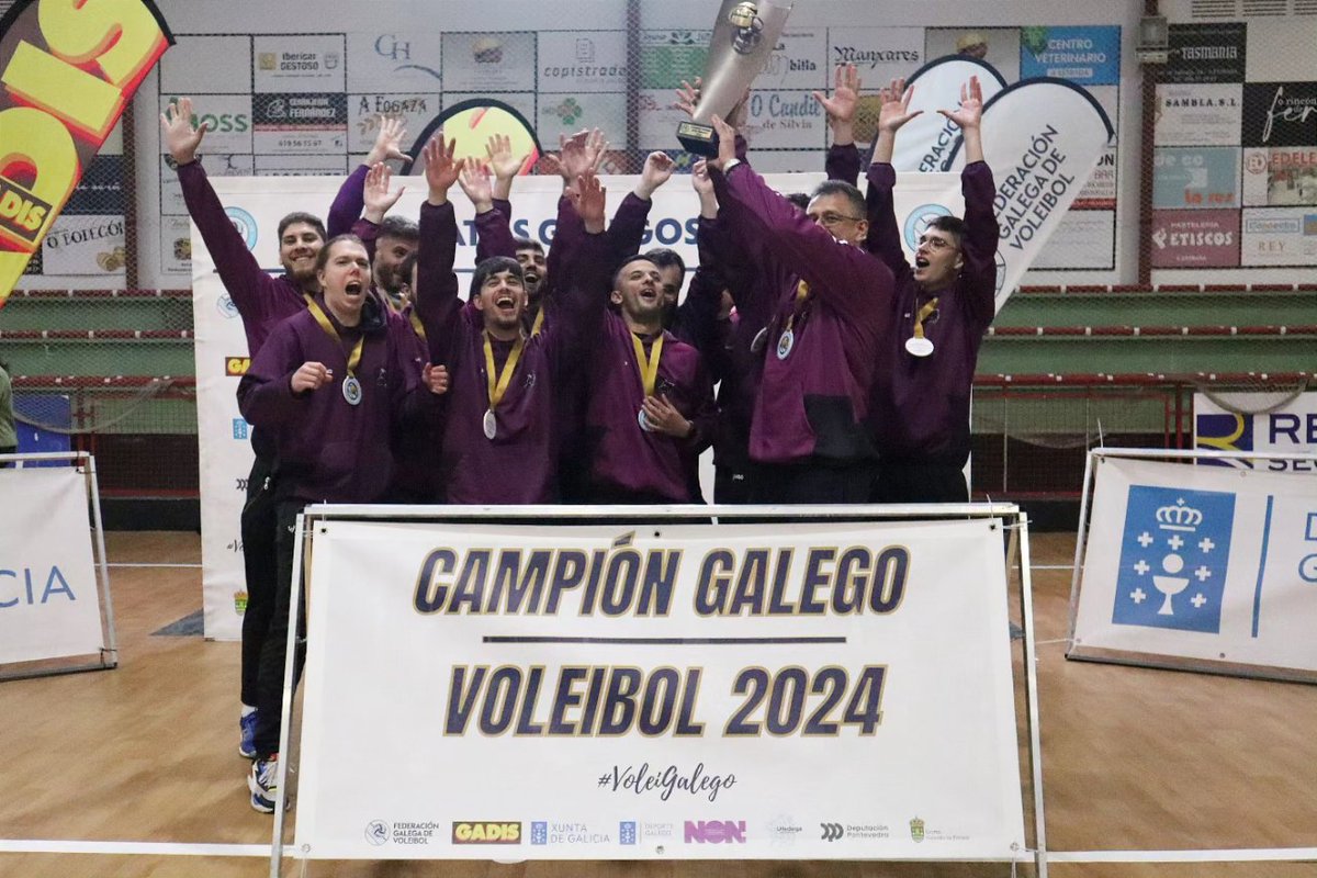 🔚Rematamos en A Estrada! 

🏆🥇Parabéns aos novos Campións Galegos Sénior:  @ClubVoleibolBru e o <a href="/XabarinsVL/">Xabaríns Volei Lugo</a>   !

#FinaisFGVB24 <a href="/Gadis/">Gadis</a> <a href="/depo_es/">Deputación Pontevedra</a>