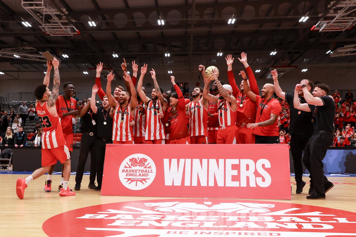 MK Breakers are D2M Playoff champs 👑 📝 basketballengland.co.uk/news/2024/play…