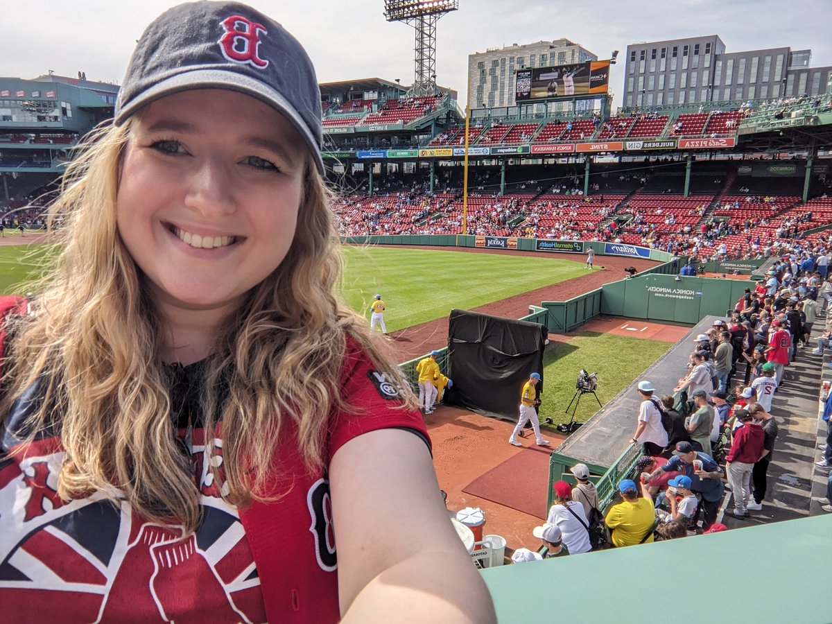Can I count this as getting a selfie with Winckowski? He's one of the yellow guys in the bullpen... And the even smaller yellow dot on the field is Tek so he counts too right???

@redsox #redsoxnation #letsgoredsox #dirtywater