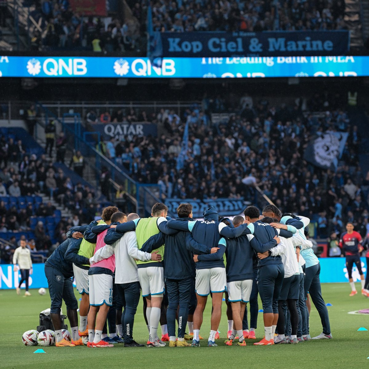 Le Havre n'avait plus marqué 2 buts dans un même match depuis 3 mois ! C'est chose faîte ce soir, et face au probable futur champion de France, s'il vous plaît ! 🫡 (📸 @HAC_Foot)