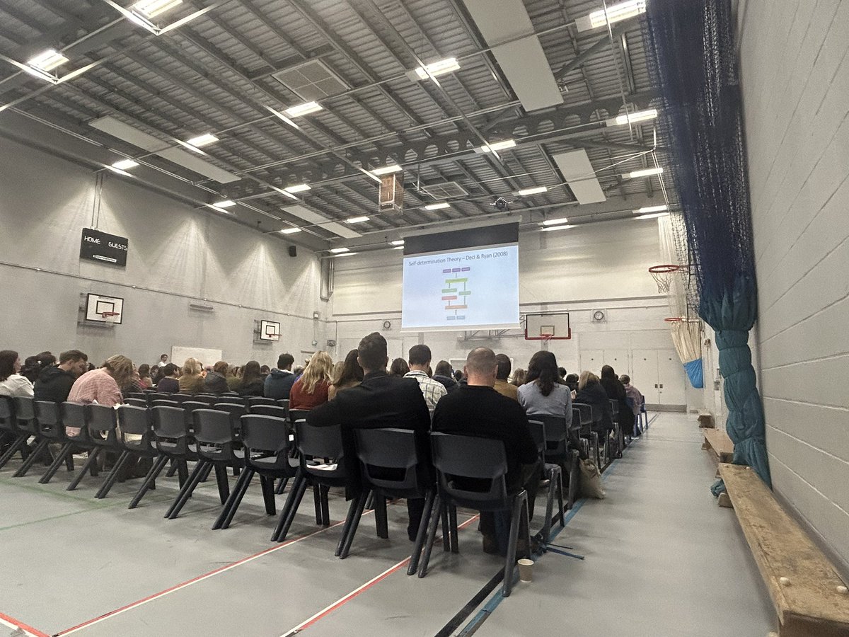 jojolarrieu's tweet photo. Back home after a lovely trip up Gloucester in the rain to #researchEDSW โฆ fantastic speakers, enthusiastic organisers, excellent swag and a dog! https://t.co/aAoQfA2J05