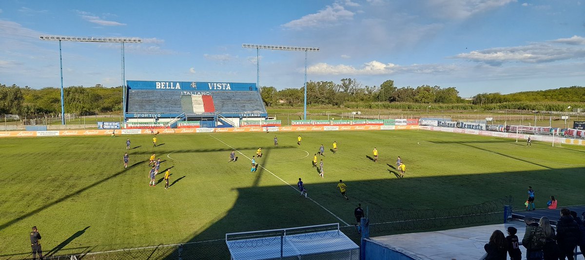 SergioRek's tweet photo. En las buenas y en las malas. #VamosCartero @PrensaComu @TCartero https://t.co/g357VW7k1W