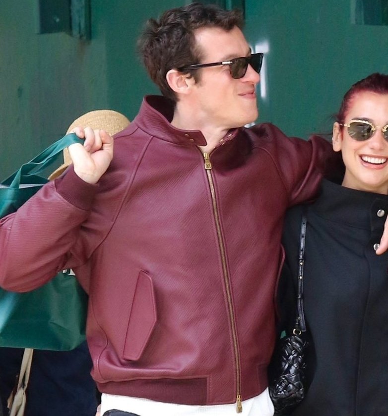 thinkerllum's tweet image. callum turner is so happy