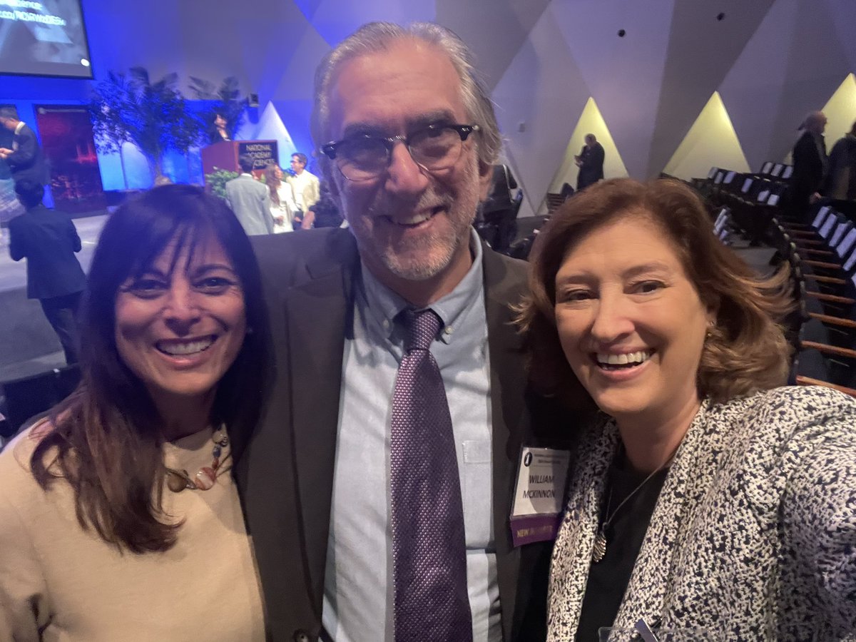 So proud of my dear friends in planetary science @minwadhwa and Bill McKinnon — a thrill to be here in DC to see them inducted into @theNASciences! #NAS161