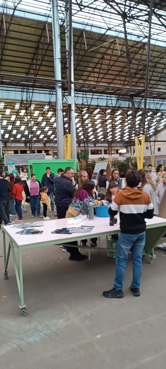 Semana Cerebro (@semanacerebrouy) on Twitter photo Un poquito de ahora en <a href="/Municipiod/">Municipio D</a>
Estamos hasta las 19:00hs, en <a href="/EspacioModelo/">Espacio Modelo</a>. Venite! 🧠🧠🧠 Un poquito de ahora en <a href="/Municipiod/">Municipio D</a>
Estamos hasta las 19:00hs, en <a href="/EspacioModelo/">Espacio Modelo</a>. Venite! 🧠🧠🧠