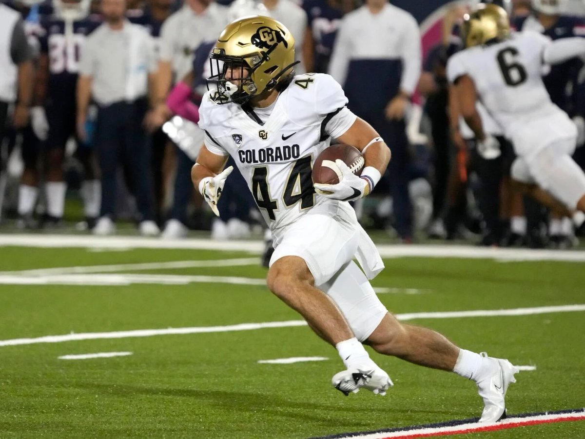 Congrats to RB Charlie Offerdahl on earning a scholarship ! #SkoBuffs 🦬