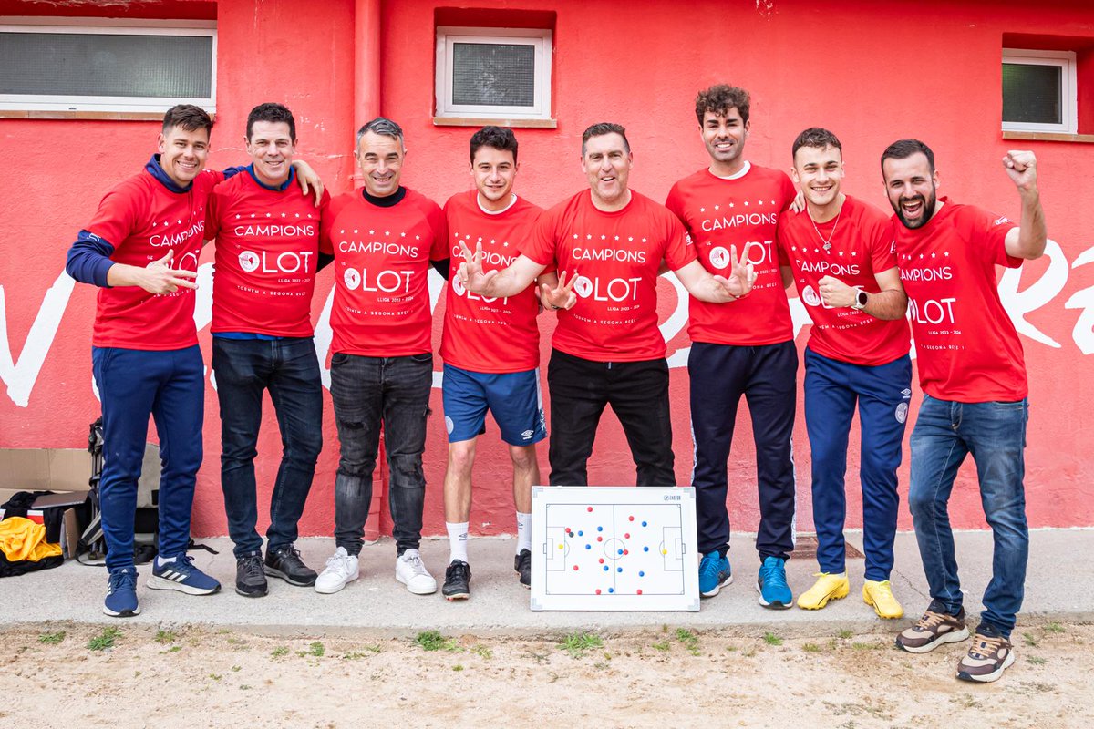 Unió Esportiva Olot tweet media