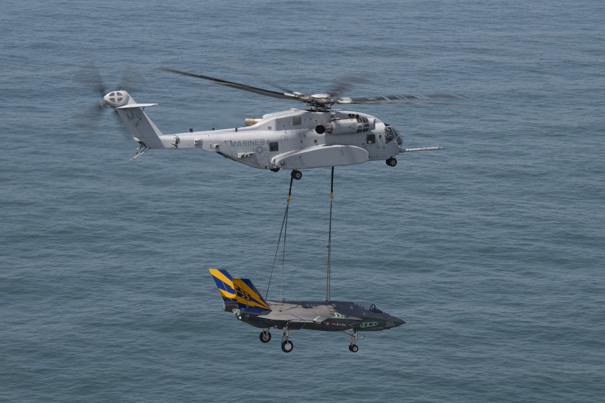 A #MarineCorps CH-53K King Stallion transports an F-35C Lightning II airframe. The airframe was carried to the Prototype, Manufacturing, and Test Department of the Naval Air Warfare Center Aircraft Division Lakehurst for use in future emergency recovery systems testing.