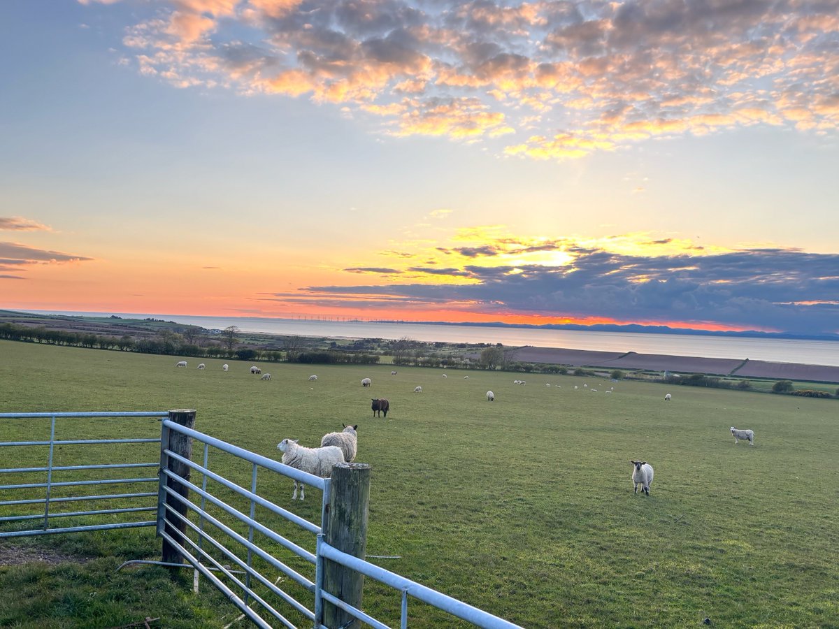 PCSO's 5326 & 5304 have today been patrolling the Allerdale area. This evening they have been patrolling the coastal areas, with no issues reported.