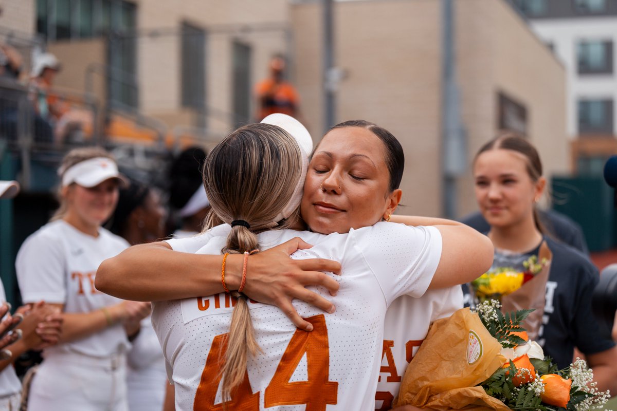 all for these four 🫶🤘 #HookEm