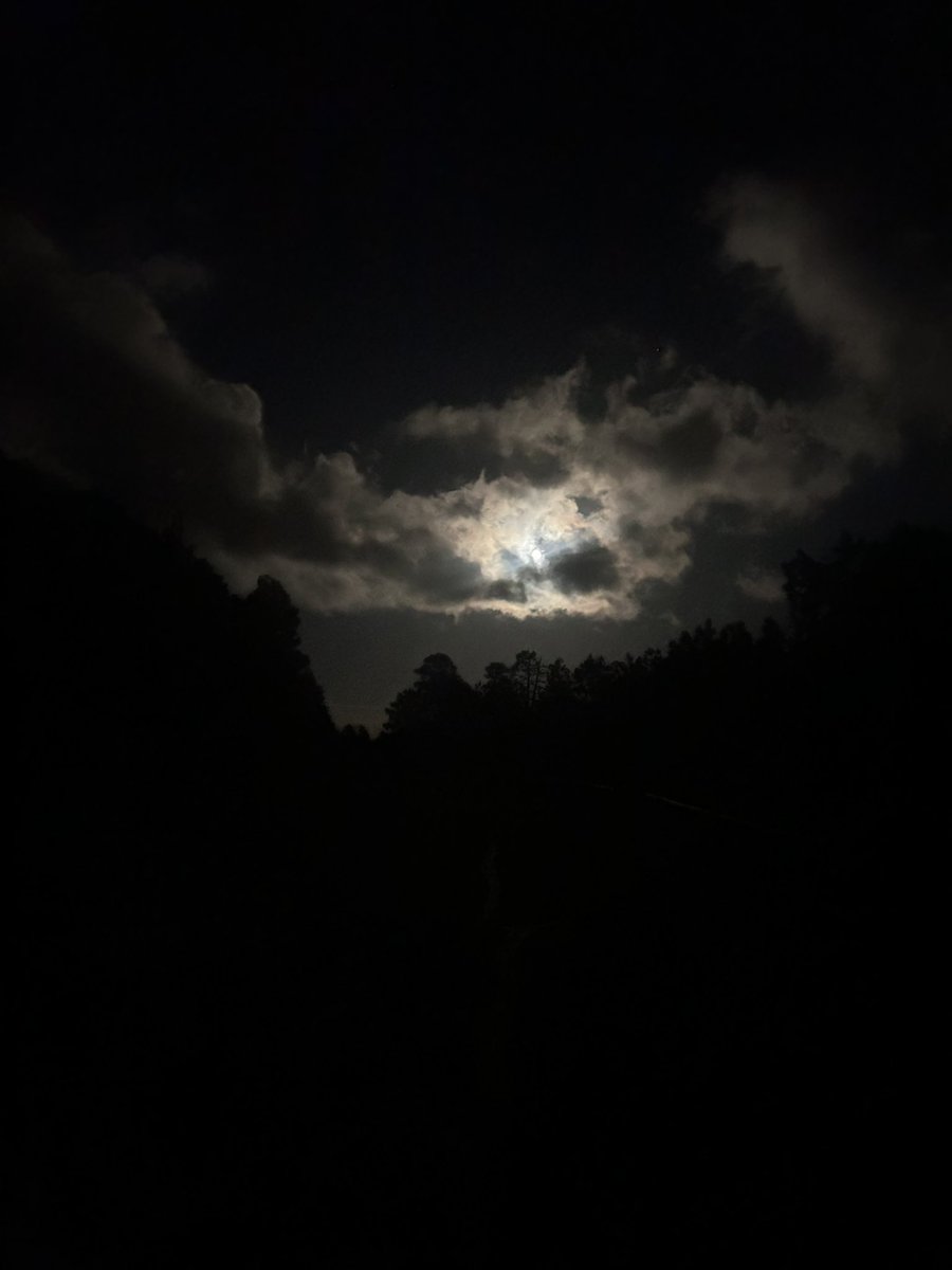 Today’s early morning moon on Mt Lemmon overlooking Tucson, Arizona. 1201am, Saturday, 4-27-24 and a brisk 37 degrees.