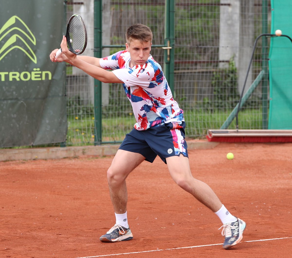 Major Áron 7:6(2) 6:0-ra verte Kristyán Istvánt a székesfehérvári J30-as ITF junior versenyen és bejutott a döntőbe, ahol az 1. kiemel ukrán Shylovval találkozik. A páros döntőben Tóth Ákos János és Kovács Marcell vereséget szenvedett.