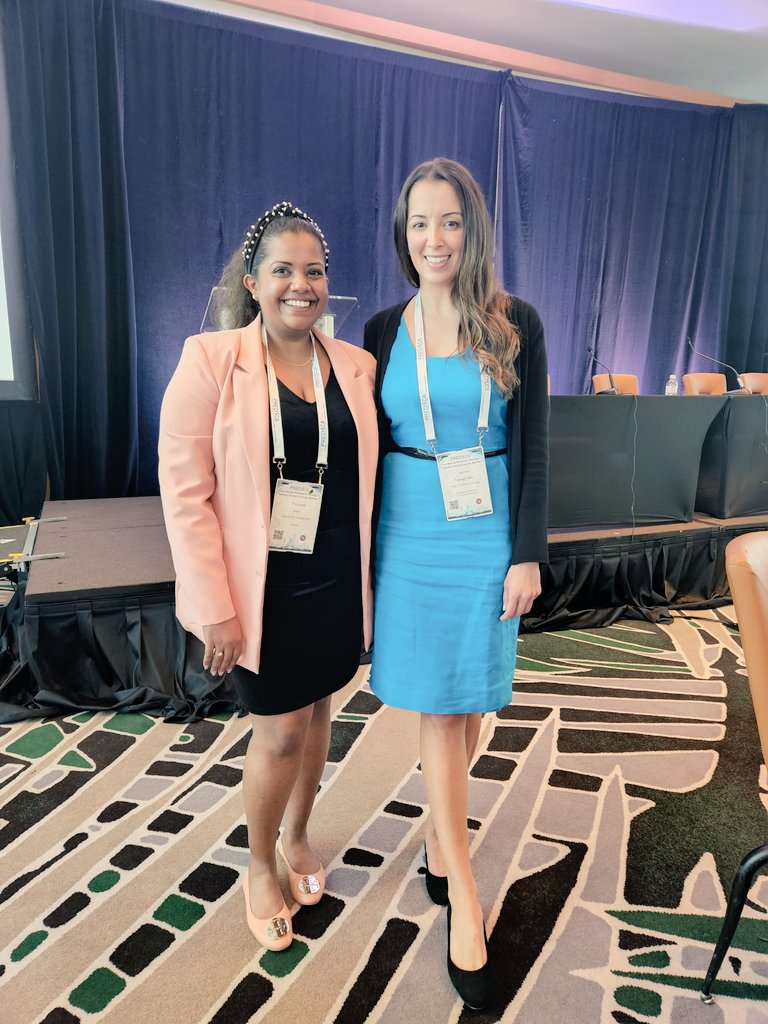 Fan moment with @DrKarineTawagi of @TwoOncDocs. We are huge fans of their #hemeonc podcasts. They put incredible amount of hardwork, talent & passion to each sessions. Its a must listen podcast for all #hemeonc fellows.