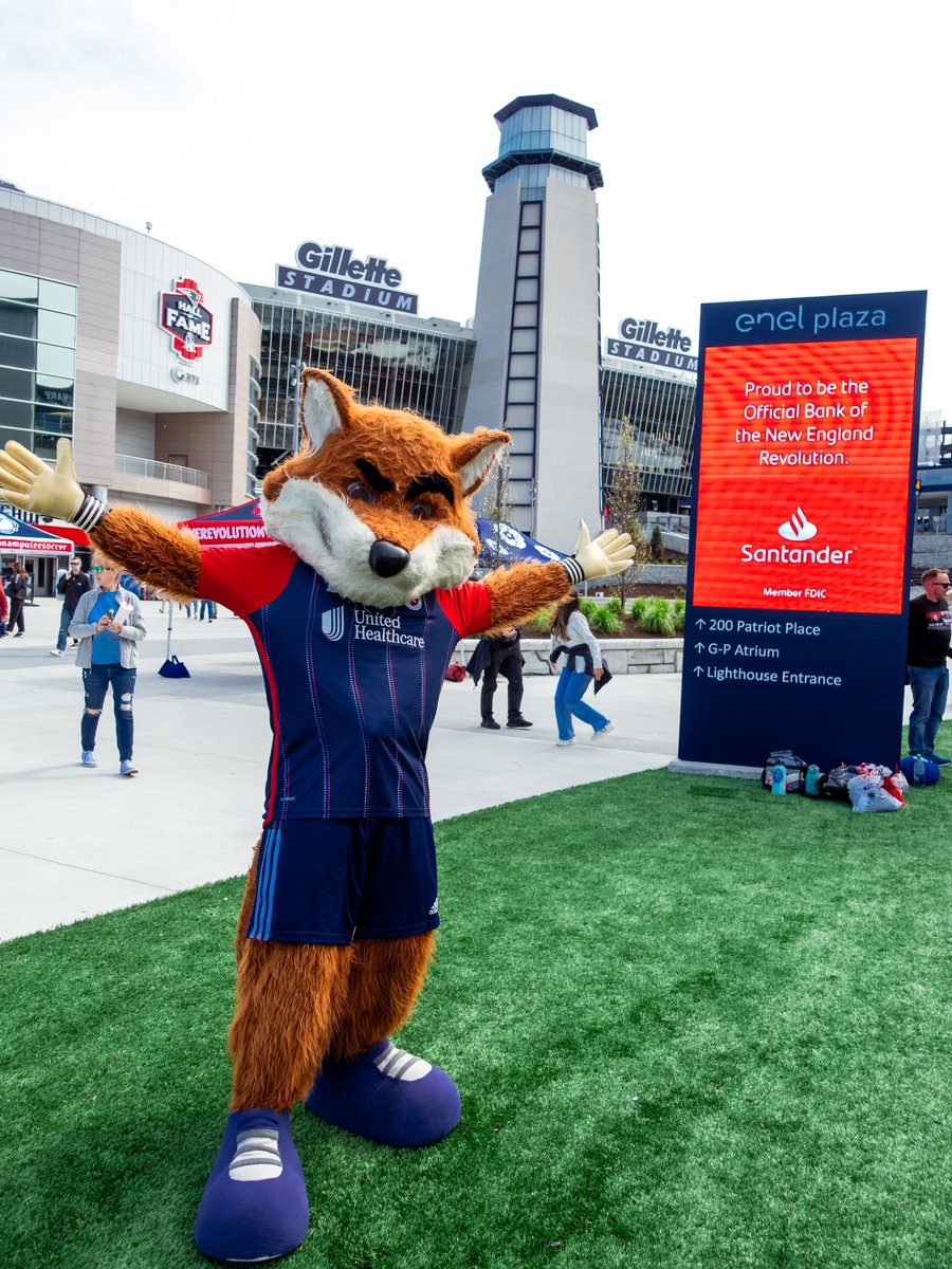 Hey #NERevs fans! Come find me at Fanzone today ahead of the match ⚽️