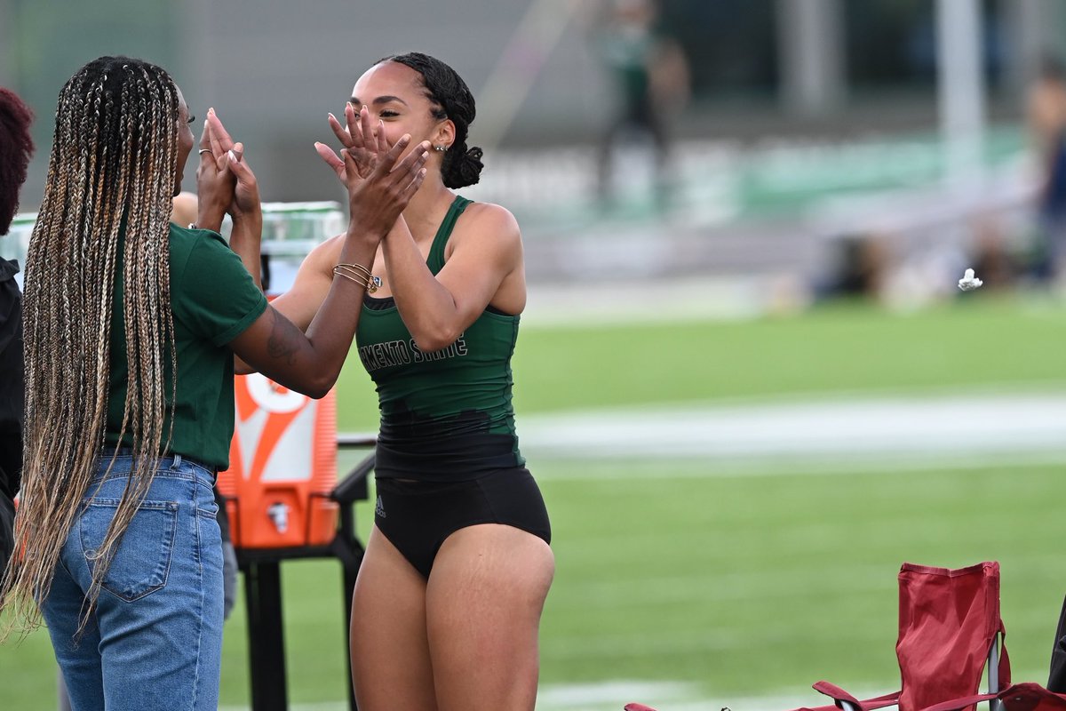 Big shoutout to Ava Marie, who ran a lifetime best in the 100mh — 13.69 (+0.2) to win and move up to 4th in the Big Sky Conference! ❤️ #StingersUp