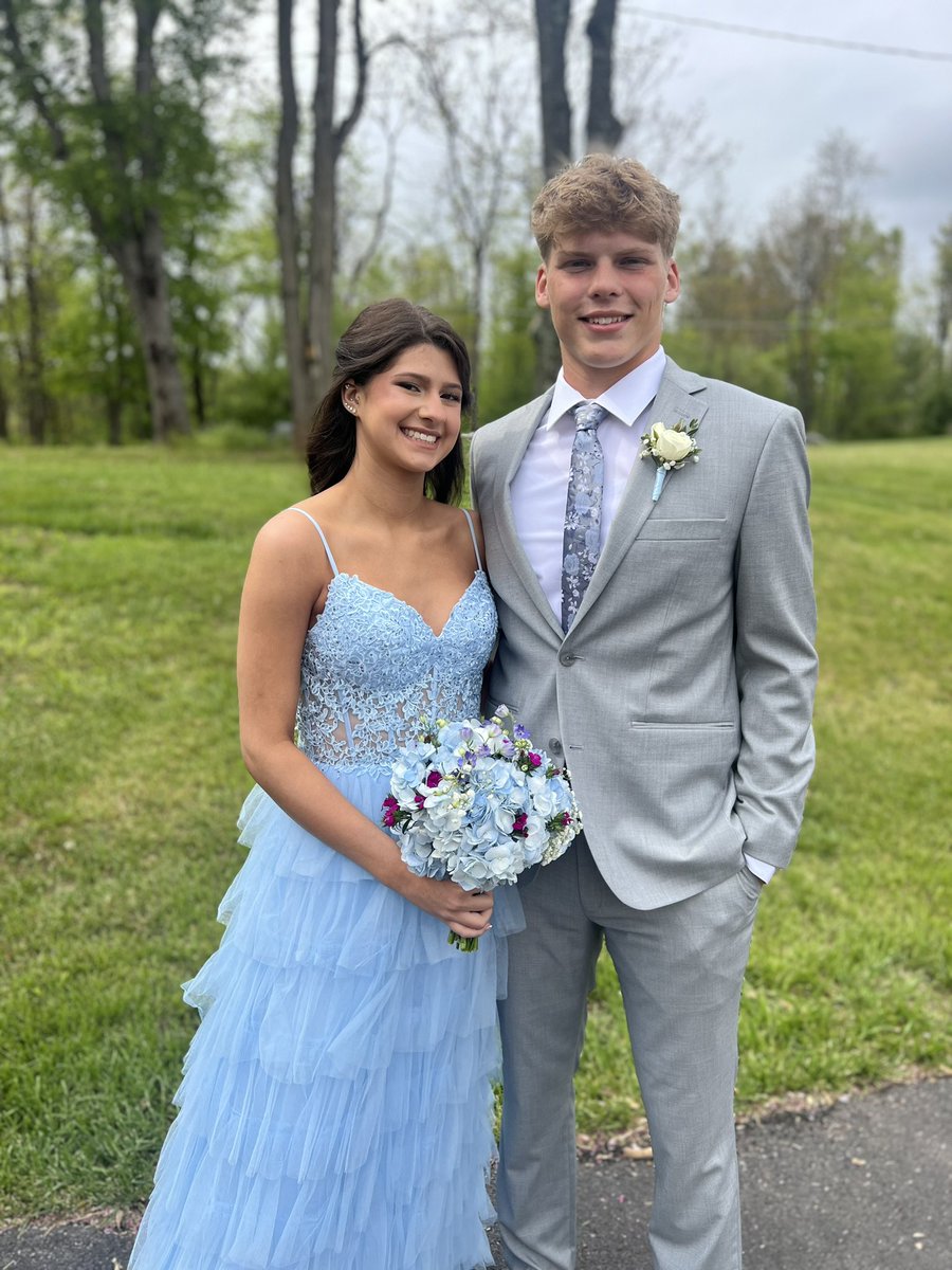 Junior Prom! <a href="/aleatch_07/">Aiden Leatch ✞</a> <a href="/SherandoFball/">SherandoFootball</a>