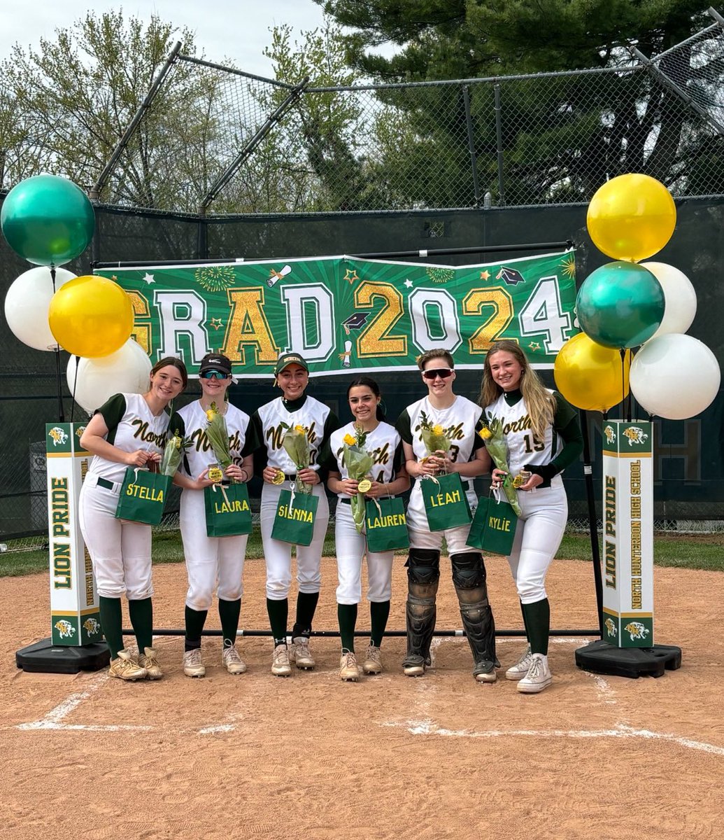 Let’s make some noise for a SENIOR DAY W!!! The Lady Lions defeat WestField in extra innings 8-7. Kat Reed hit ANOTHER 2-run jimmy jack and Sienna S was locked in with 2 RBIs. Cam C absolutely dominated the circle with 10 Ks. Thank you and best of luck to all our seniors. #rawr🦁