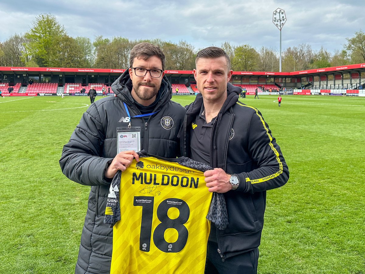 ✅ Season No8️⃣ completed as @HarrogateTown Club Photographer and it was the club’s highest ever league position.

👏 Huge thanks to my mate @J_muldoon11 for another shirt to add to the collection. 

#ProudToBeTown