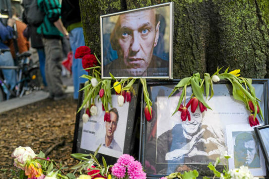 Quel rôle a joué Vladimir Poutine dans la mort d’Alexeï Navalny ? #Poutine #meurte