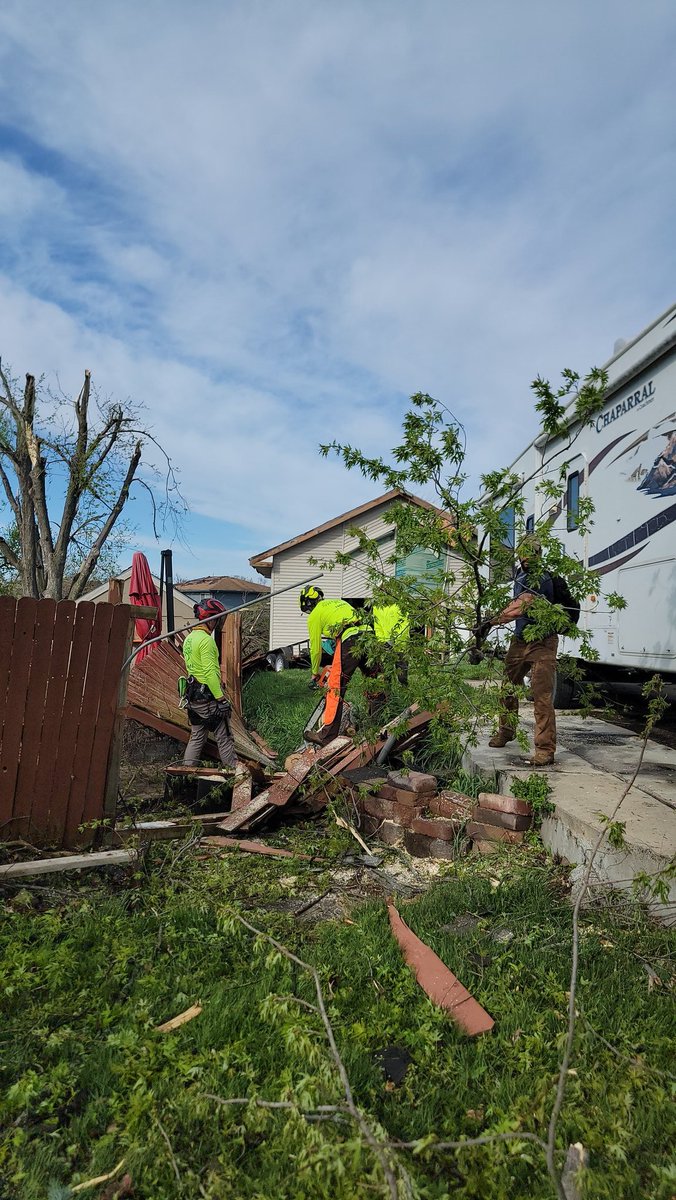 Rootedtreeomaha's tweet photo. Spent our day helping. Not charging a cent. Who cares abt insurance claims. This is devastation. No pats on the back. No showcasing us. This was all community: volunteers cleaning, cutting, hugging others. #nebraska #tornado #rootedinthecommunity #forthecommunity #local #elkhorn https://t.co/eFcTC7rfnb