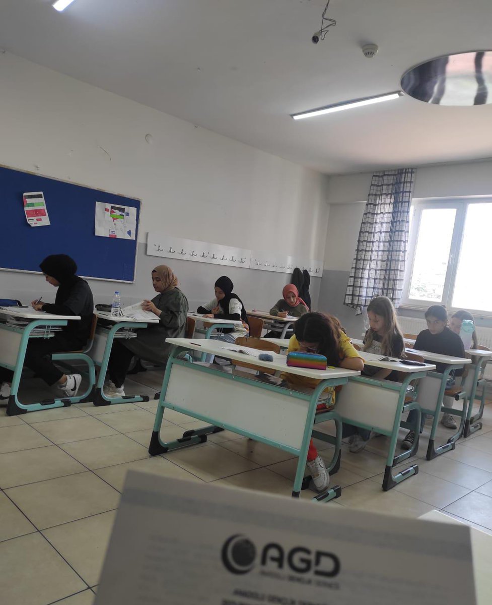 agdorgtr's tweet image. 📍Siyer-i Nebi Yarışması Ortaokullar Düzeyi| #GençlerEfendimizinİzinde

📌 Bilecik - Yalova - Bitlis - Bartın

#SiyeriNebi
#AhlakveManeviyat
#KalkveUyar