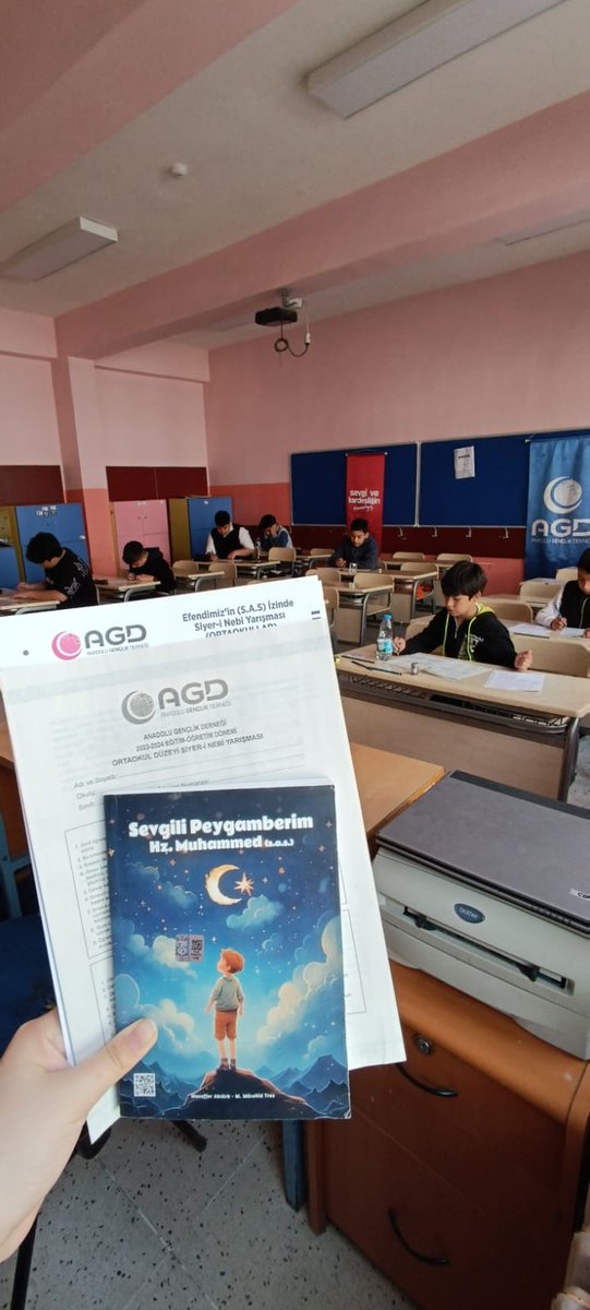 agdorgtr's tweet image. 📍Siyer-i Nebi Yarışması Ortaokullar Düzeyi| #GençlerEfendimizinİzinde

📌 Bilecik - Yalova - Bitlis - Bartın

#SiyeriNebi
#AhlakveManeviyat
#KalkveUyar