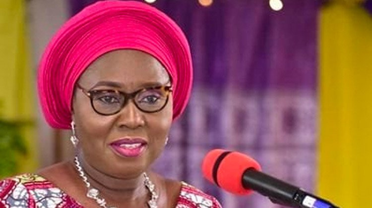 ICYMI: How Betty Akeredolu abandoned me after serving for seven years on salary of N45,000/month – Aide

Read More: punchng.com/how-betty-aker…